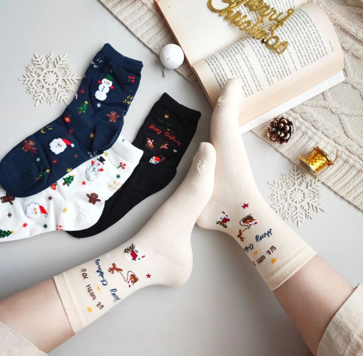 جوراب ساقدار زنانه طرح کریسمس