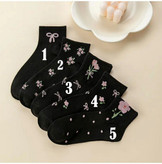 جوراب مچی زنانه طرح گل و پاپیون مشکی