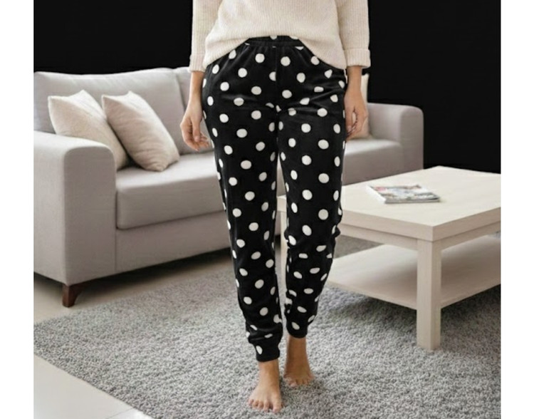 شلوار مخمل توپ توپی مشکی