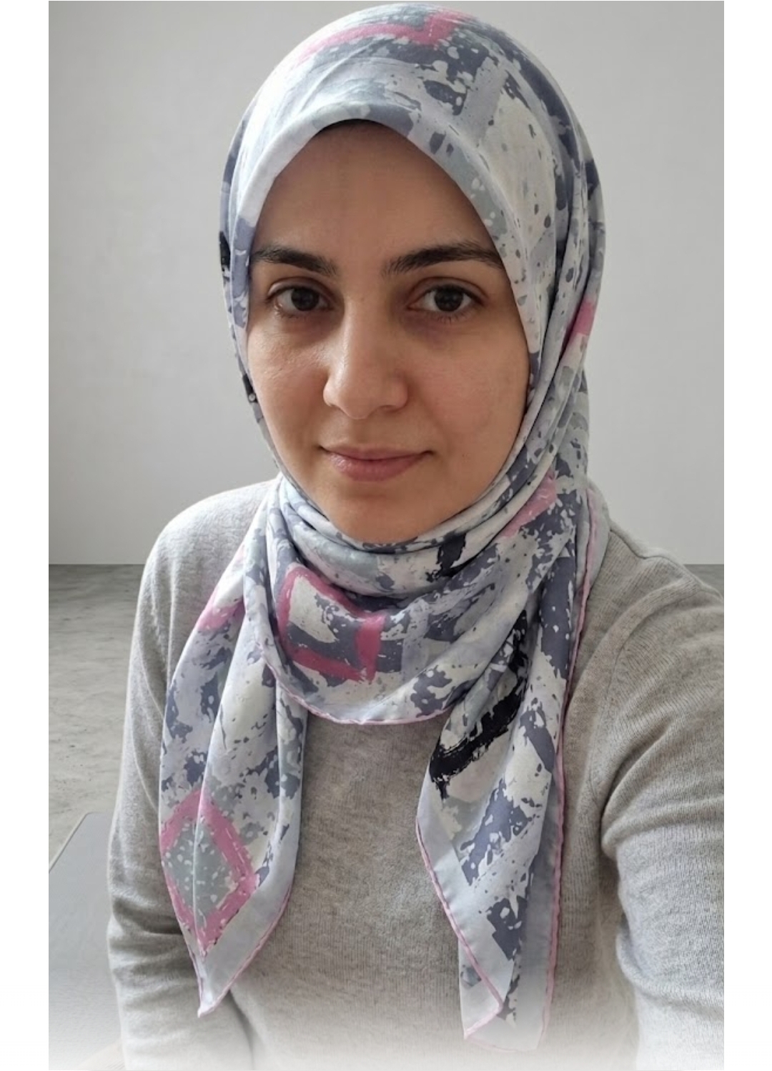 روسری سایز بزرگ طوسی .صورتی